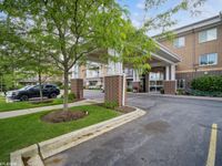 2220 Founders Drive, Northbrook, IL 60062 primary photo