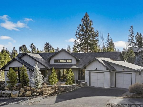 19169 NW Mount Shasta Court, Bend, OR 97703