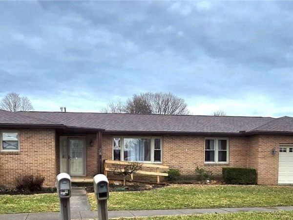 79 2nd Street Street, Frazeysburg, OH 43822