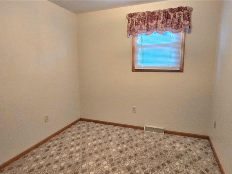 79 2nd Street Street, Frazeysburg, OH 43822 Photo 19