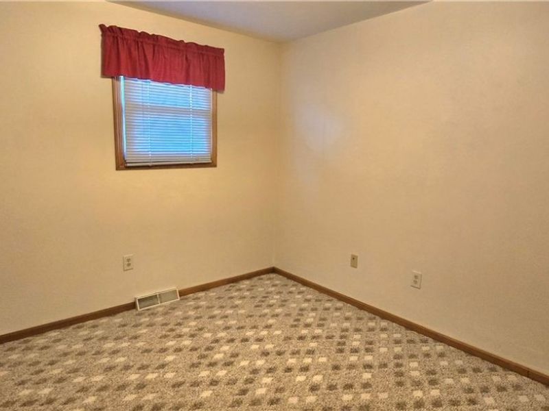 79 2nd Street Street, Frazeysburg, OH 43822 Photo 22