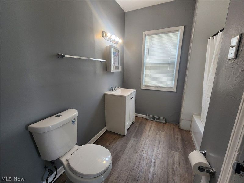 3443 Regent Road, Cleveland, OH 44127 Photo 8