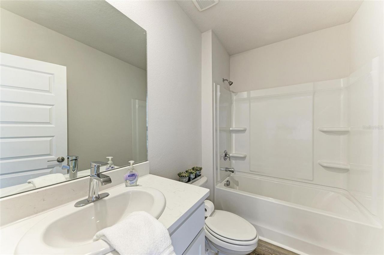 18143 Wheathouse Place, Bradenton, FL 34211 Photo