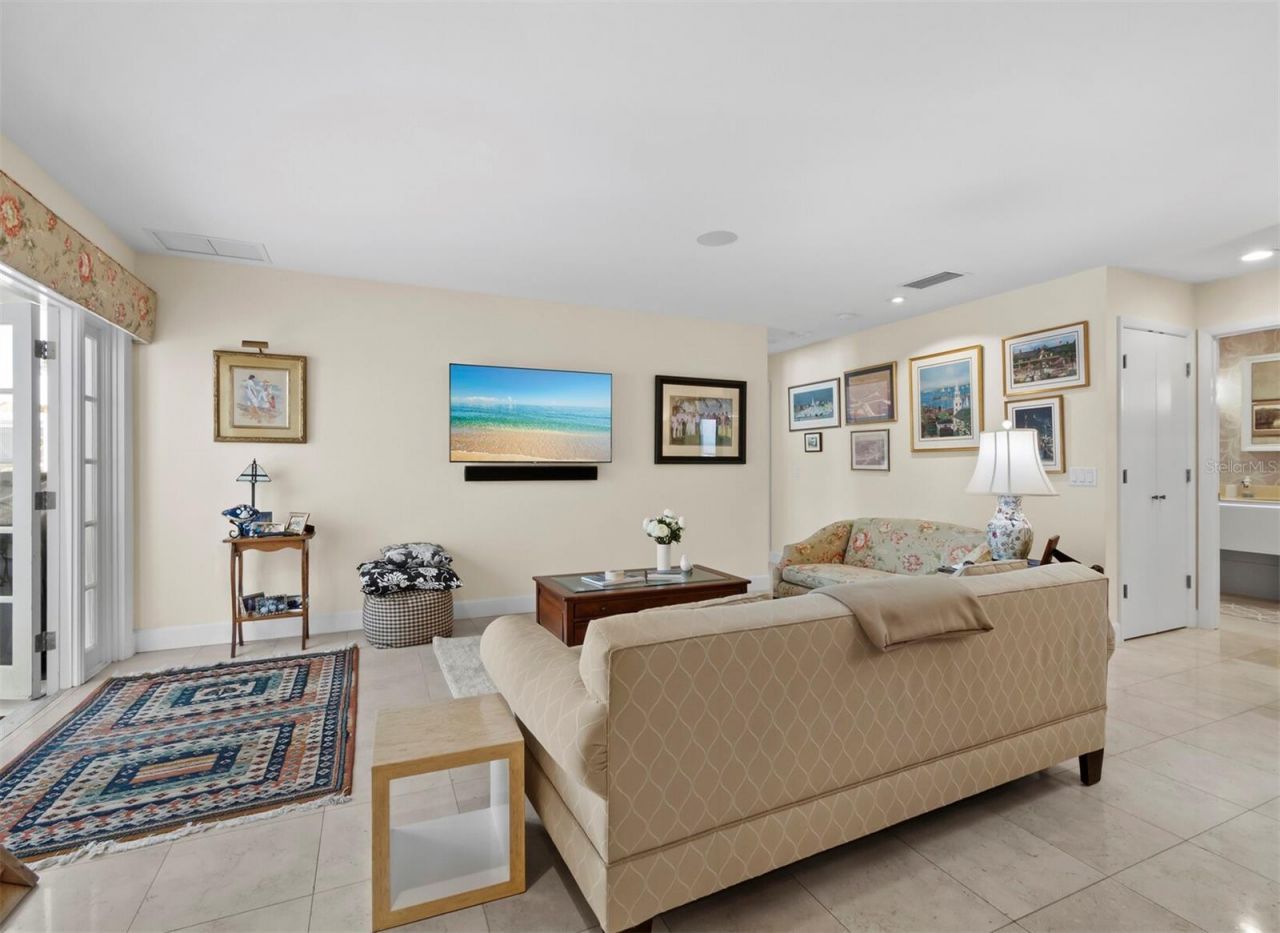 488 Meadow Lark Drive, Sarasota, FL 34236 Photo