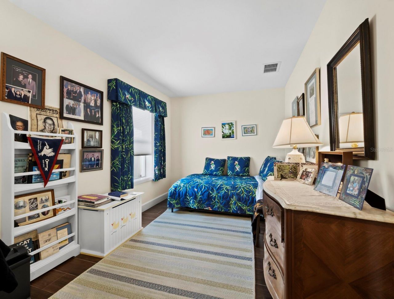 488 Meadow Lark Drive, Sarasota, FL 34236 Photo