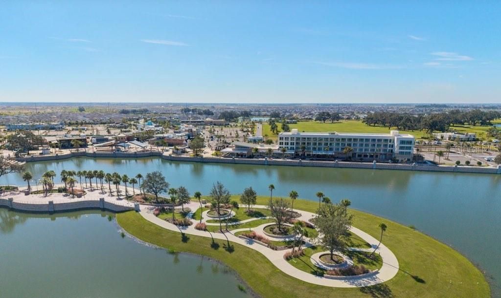 1744 Woelkers Circle, The Villages, FL 34762 Photo