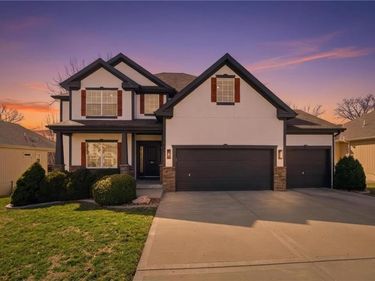 1209 NW 94th Street, Kansas City, MO 64155