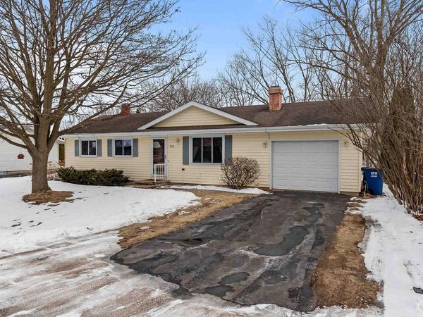 336 MCKINLEY AVENUE, Omro, WI 54963