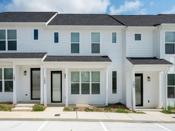 706 Laura Ward Pl, Lebanon, TN 37087