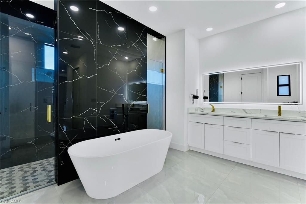 18 Nelson Rd N, Cape Coral, FL 33993 Photo