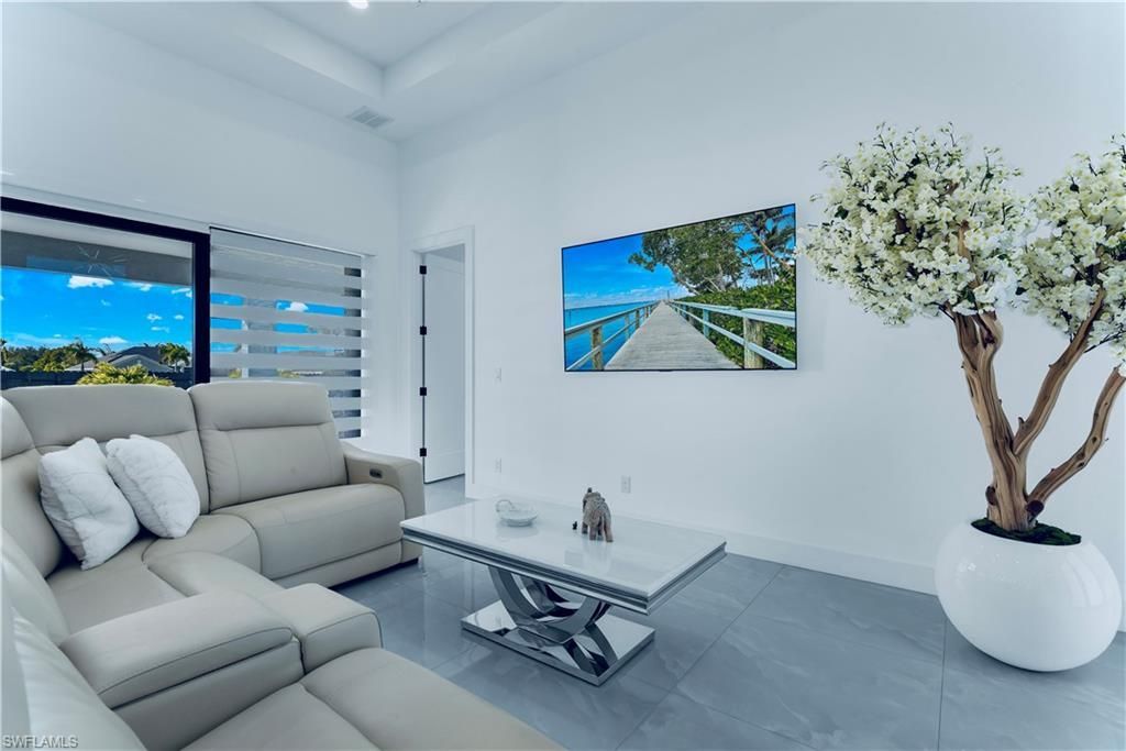 18 Nelson Rd N, Cape Coral, FL 33993 Photo