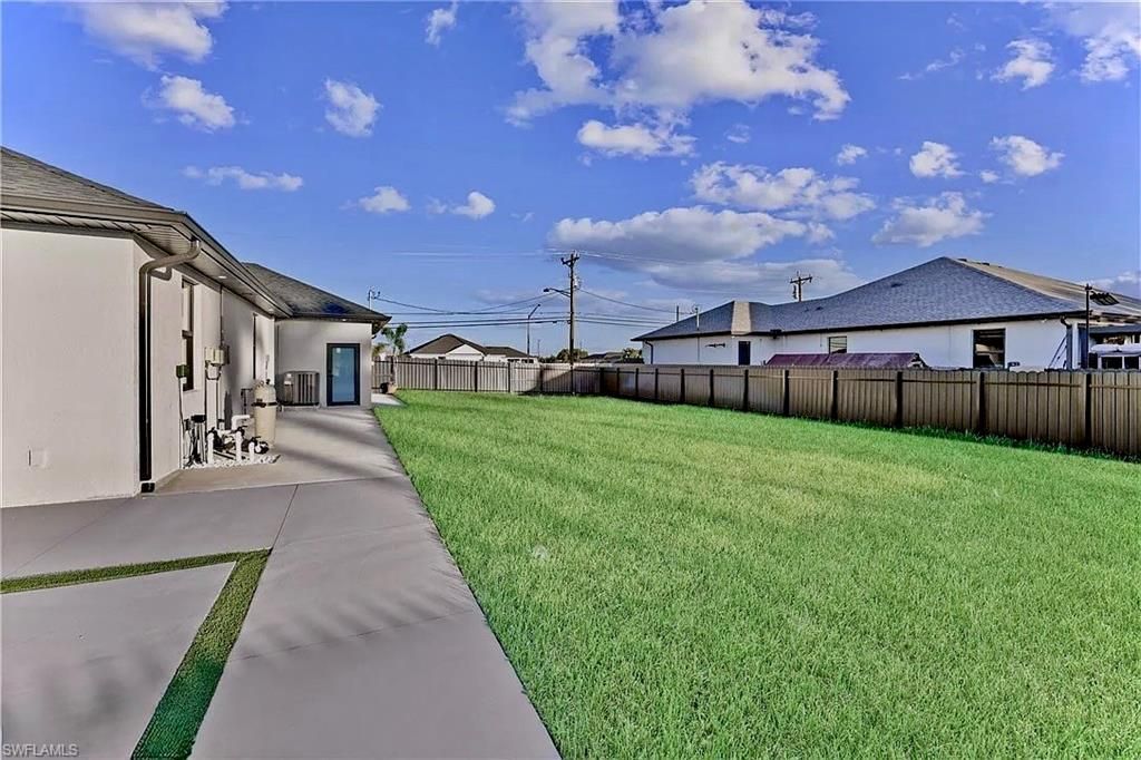 18 Nelson Rd N, Cape Coral, FL 33993 Photo