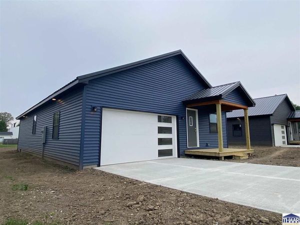 114 N Third Street, Famersburg, IN 47850