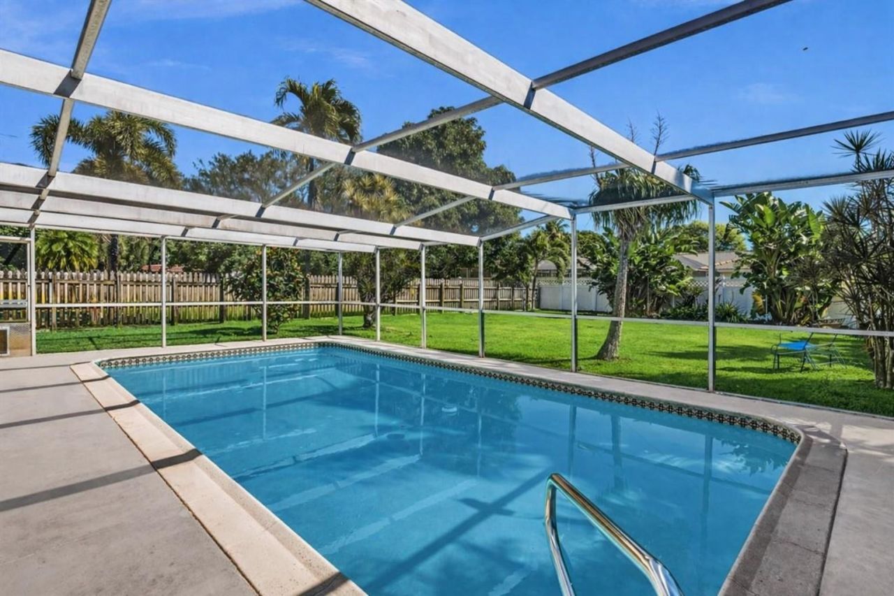 895 NW 87th Avenue, Coral Springs, FL 33071 Photo