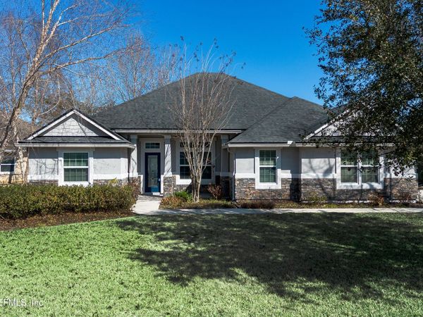 3635 OGLEBAY Drive, Green Cove Springs, FL 32043