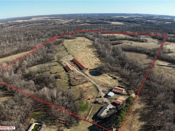 11796 Leonard Road , Gravette, AR 72736