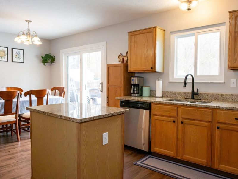 2361 Sunladen Drive, Grove City, OH 43123 Photo 14