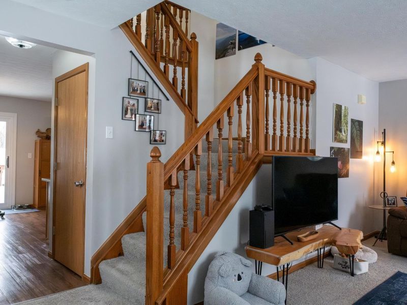 2361 Sunladen Drive, Grove City, OH 43123 Photo 6