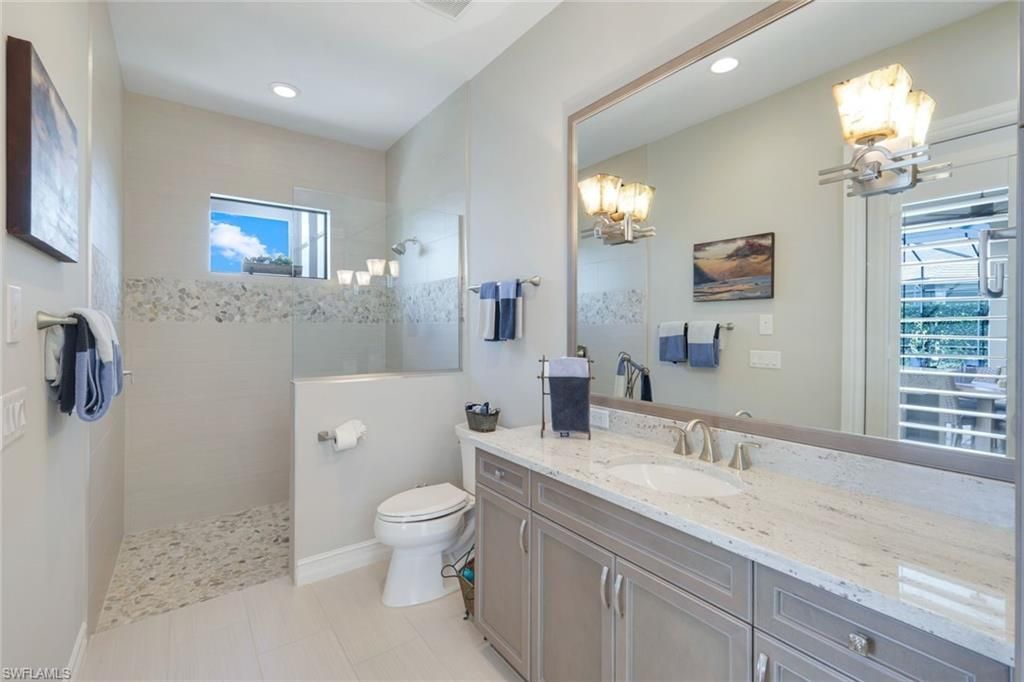 8998 Arrezo Ct, Naples, FL 34119 Photo