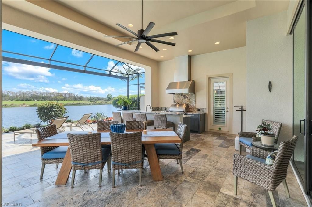 8998 Arrezo Ct, Naples, FL 34119 Photo