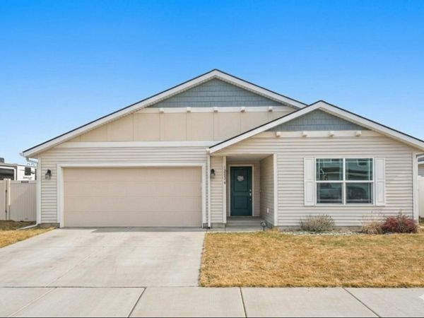 12836 W 2nd Ave, Airway Heights, WA 99001