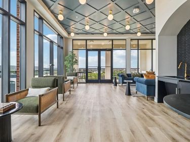 405 N Ewing Avenue, Unit 406, Dallas, TX 75203