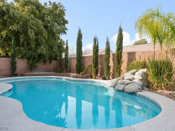 4832 Whispering Spring Avenue, Las Vegas, NV 89131