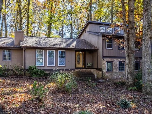 2272 Stag Run, Suwanee, GA 30024
