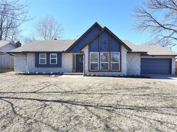 2419 Driftwood Drive , Claremore, OK 74017
