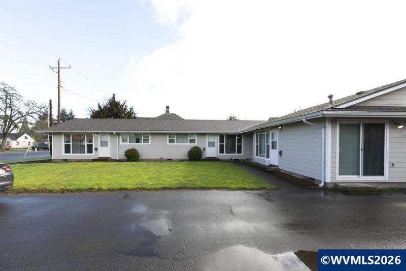 271 SE Washington St, Dallas, OR 97338 Main Photo