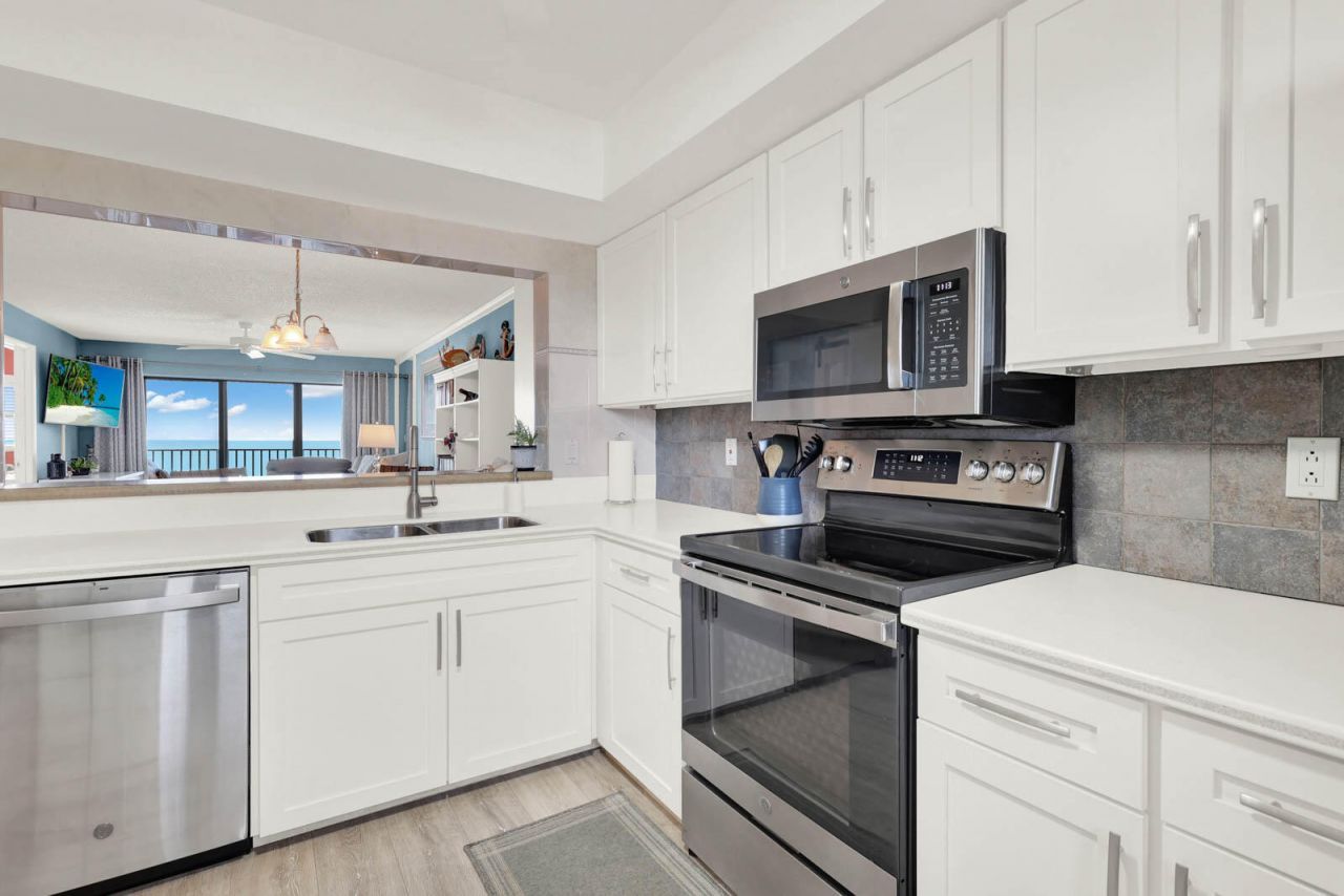 7430 S Ocean Drive, Unit B-820, Jensen Beach, FL 34957 Photo