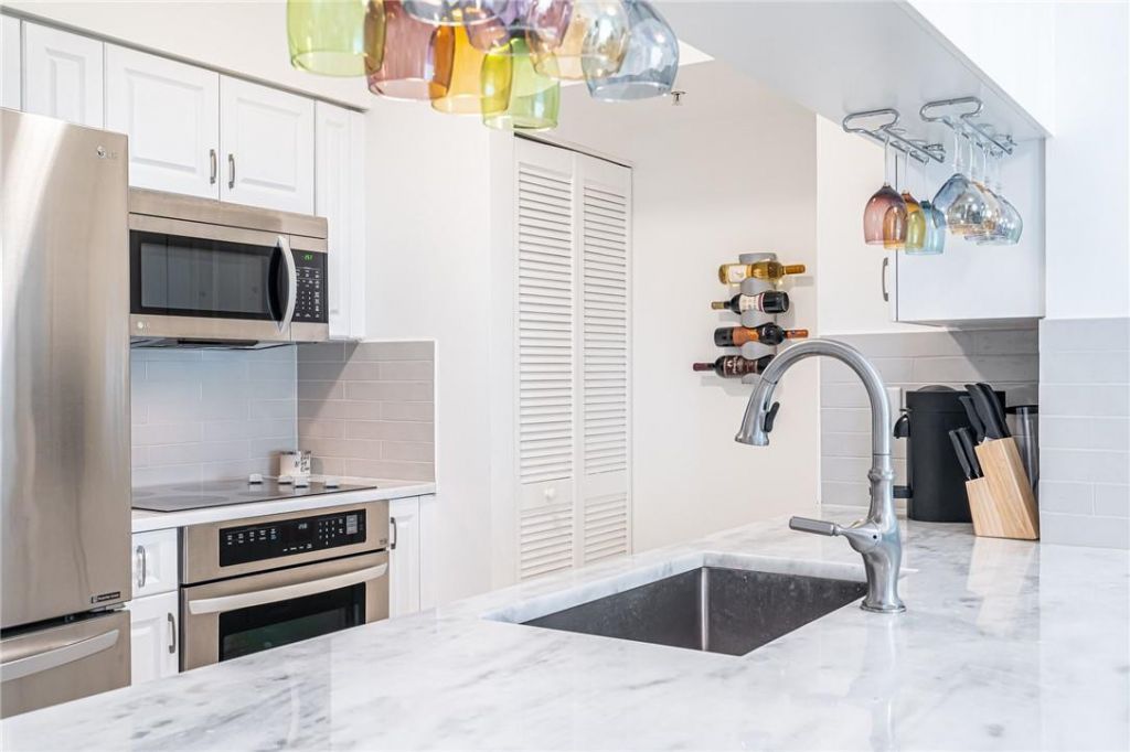 347 N New River Drive, Unit 2406, Fort Lauderdale, FL 33301 Photo