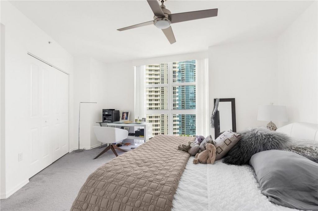 347 N New River Drive, Unit 2406, Fort Lauderdale, FL 33301 Photo