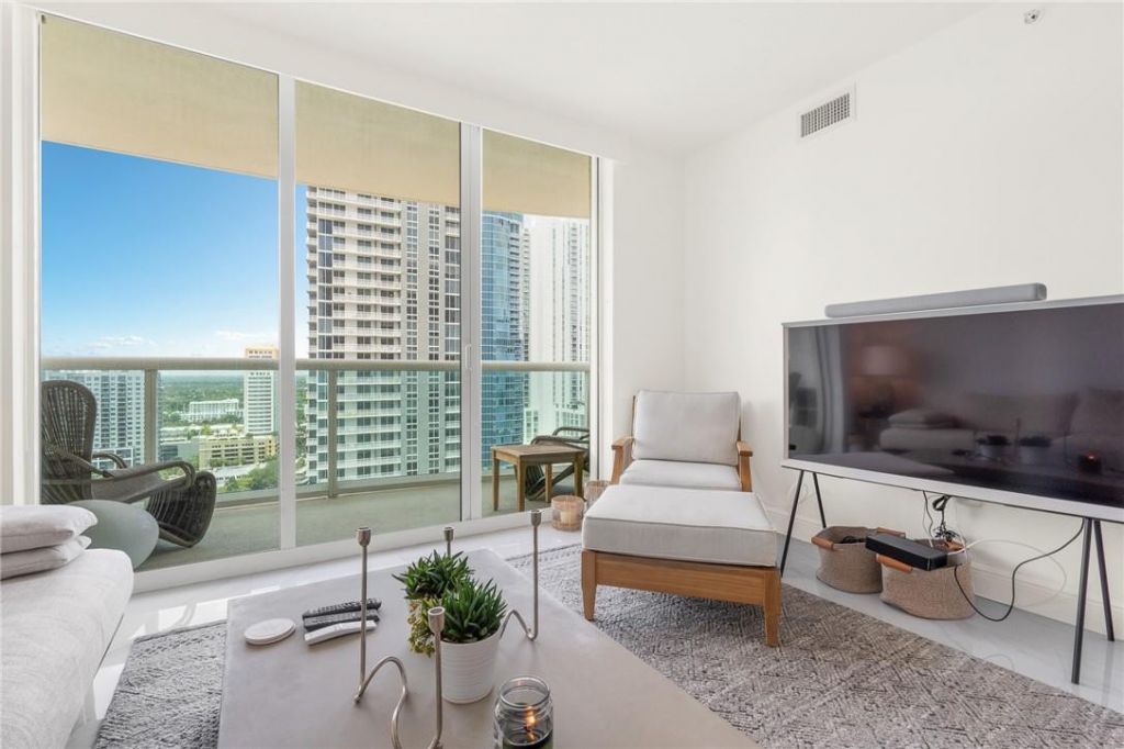 347 N New River Drive, Unit 2406, Fort Lauderdale, FL 33301 Photo