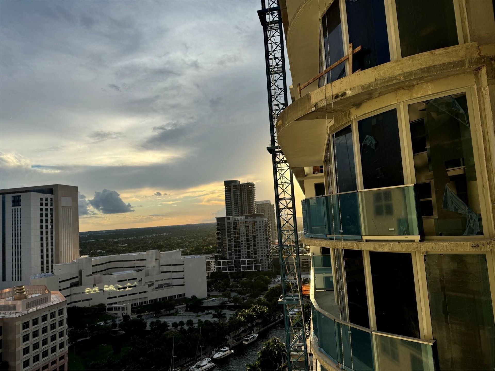 347 N New River Drive, Unit 2406, Fort Lauderdale, FL 33301 Photo