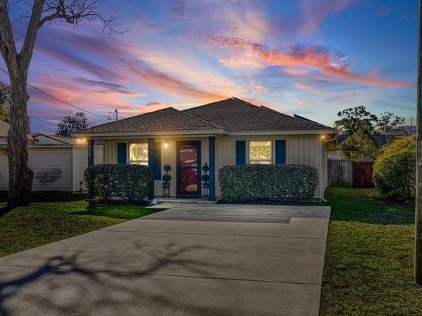 609 E Fisher Street, Pensacola, FL 32503