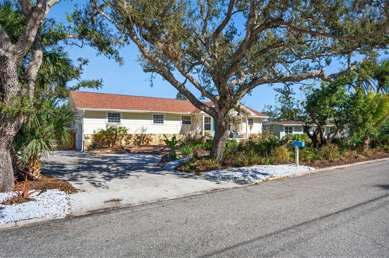 504 Bayview Parkway, Nokomis, FL 34275 Photo