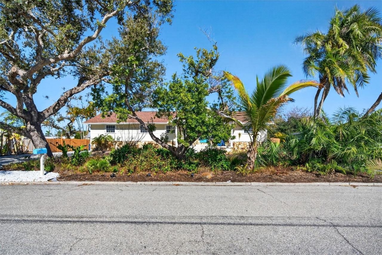 504 Bayview Parkway, Nokomis, FL 34275 Photo