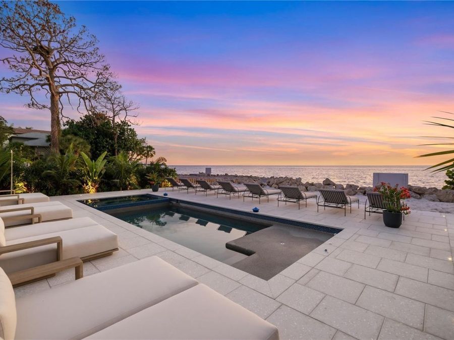 Property Image 100