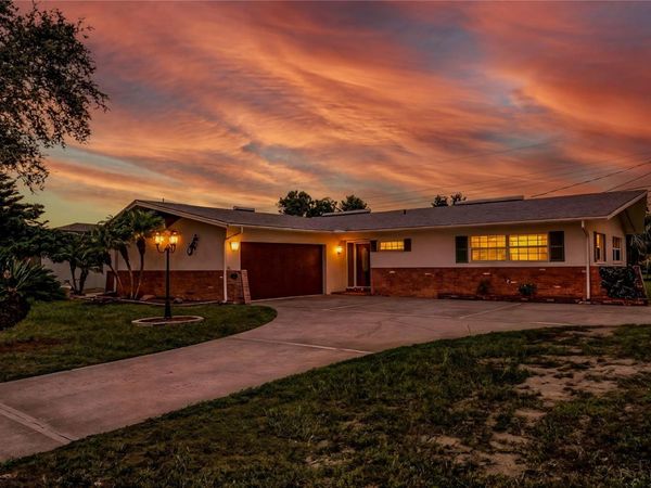 13883 JAMAICA DRIVE, SEMINOLE, FL 33776