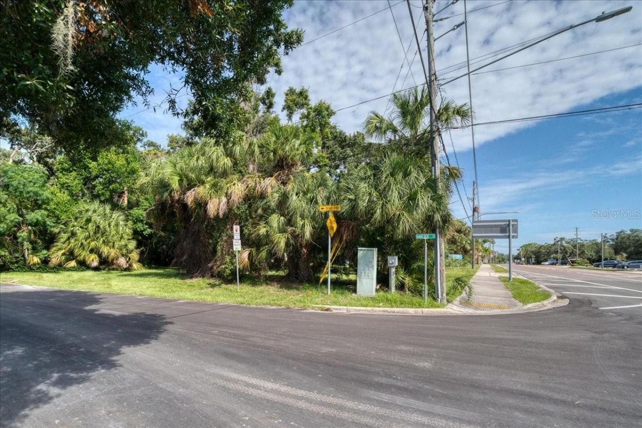 1040 Broadway, Dunedin, FL 34698 Photo