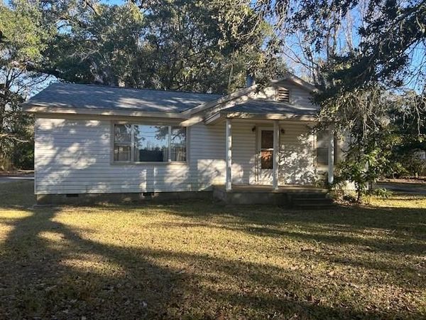 2283 Cedar Point Road , Mobile, AL 36605