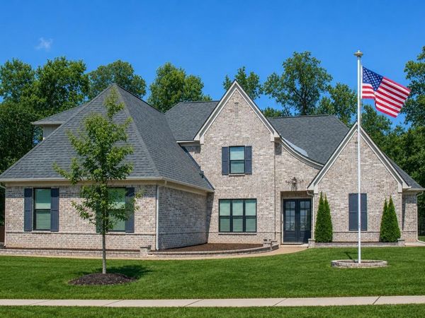 36 W SCOTTSDALE CV, Atoka, TN 38004