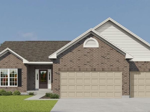 421 FARMHOUSE Drive, O'Fallon, MO 63385