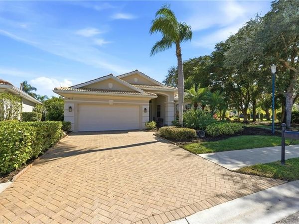 8855 Largo Mar DR, ESTERO, FL 33967