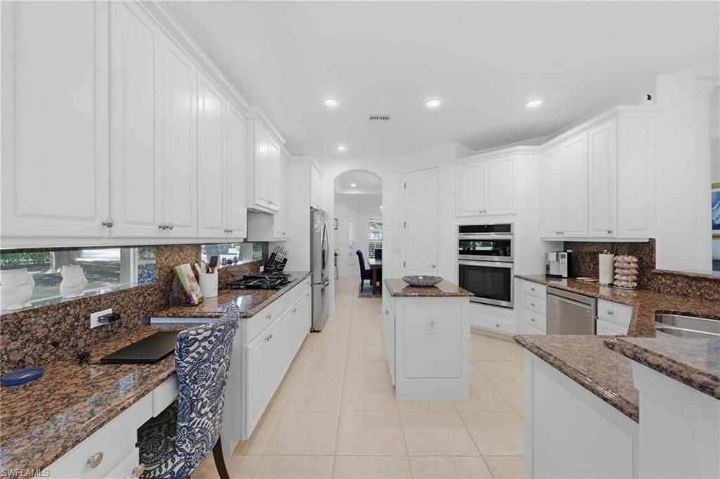 8855 Largo Mar Dr, Estero, FL 33967 Photo