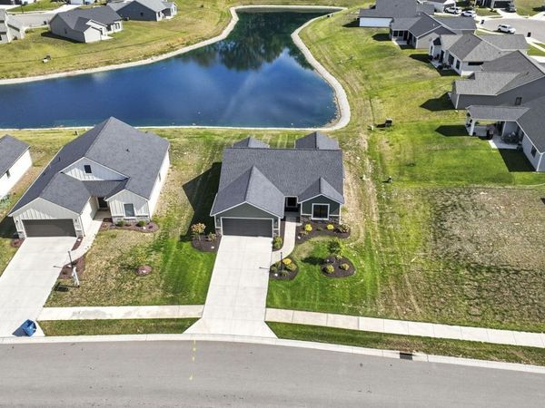 15360 Brimwillow Drive, Huntertown, IN 46748