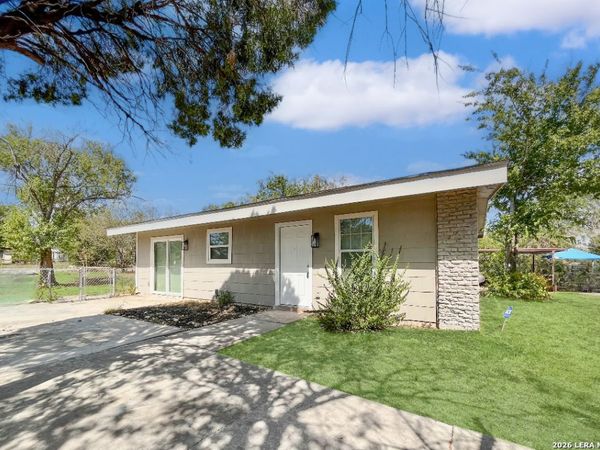 6147 Bright Valley Drive, San Antonio, TX 78242