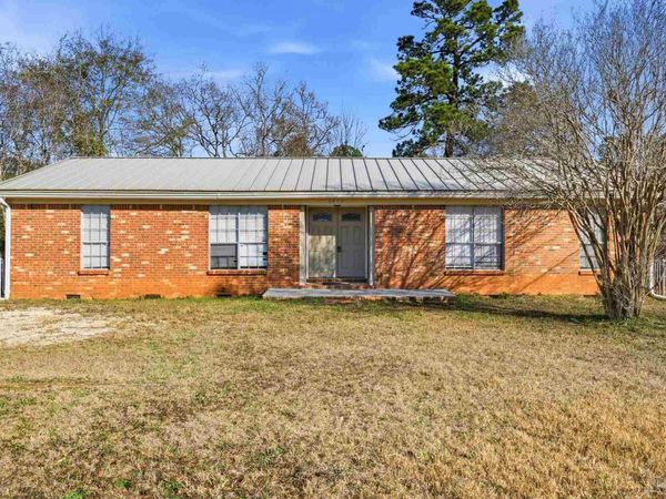 6430 W 9 Mile Rd, Pensacola, FL 32526
