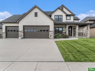 3319 Robyn Ridge Road, Fremont, NE 68025